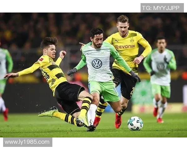 西甲激战波尔图与尤文图斯战平绝杀瞬间引发全场狂欢赛后深度解析