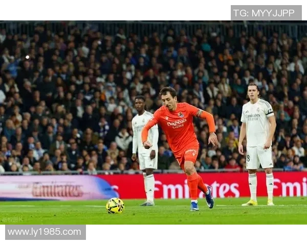 英超激战皇马险胜里昂争议判罚引发全场热议